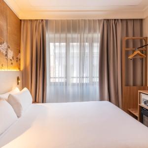 Triple Room (3 Adults)