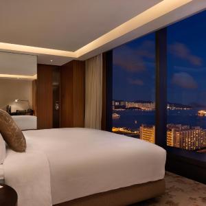 Club 38 Harbour View King