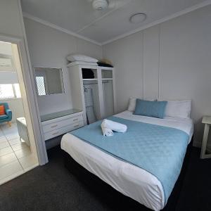 One Bedroom Apartment