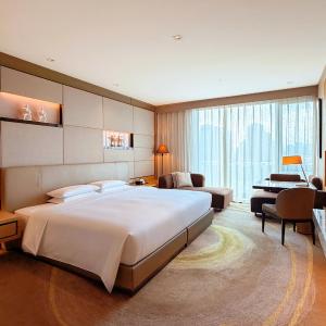 1 Super King Bed, Deluxe