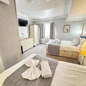 Double Room with Extra Bed