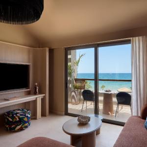 Beachfront Loft Suite