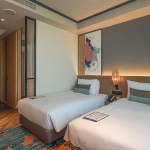 Twin Room with Bath