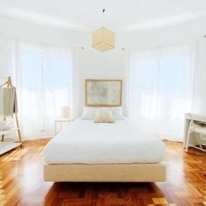Single Room with Private External Bathroom