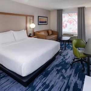 King Room with Sofa Bed