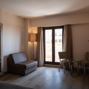 Double or Twin Room with Side Sea View