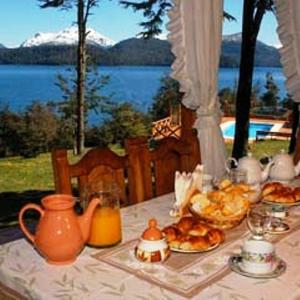 Bungalow (6 Adults)