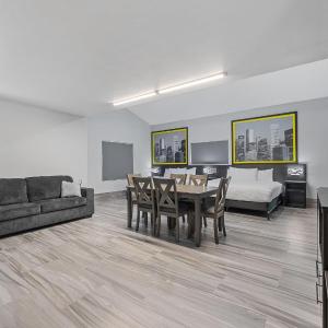 Family King Suite with Two King Beds and Sofa Bed - Non-Smoking