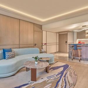 Executive Club Suite