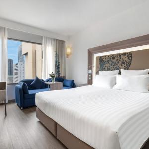 Executive Queen Room