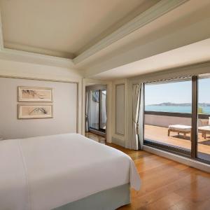 Barbaros Suite Including Breakfast, Afternoon Tea & Evening Cocktails