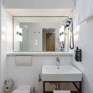 Comfort Twin Room - Courtyard Side