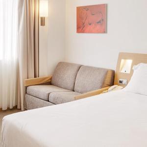 Standard Twin Room with Sofa