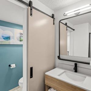 Double Room with Two Double Beds - Non-Smoking