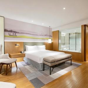 One-Bedroom Suite with City View