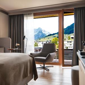 Double Room with Mountain View