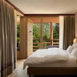 Suite with Balcony