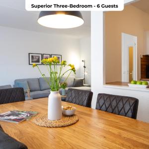 Superior Three-Bedroom Apartment