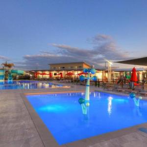 Pandanus Retreat Tent