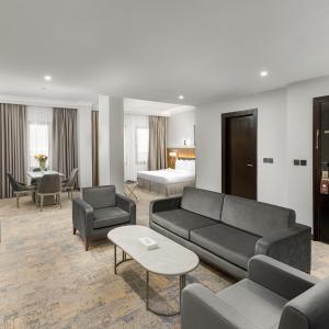 One-Bedroom Suite