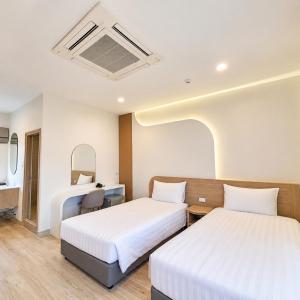 Signature Twin Room