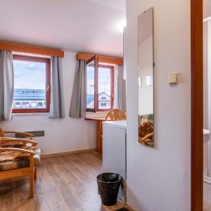 Economy Triple Room