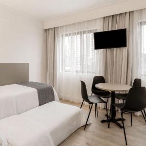 Superior Quadruplo Cama casal + solteiro + cama auxiliar