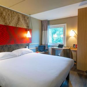 Standard Room with One Double Bed