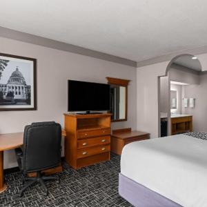 King Room - Non-Smoking
