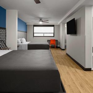Standard Queen Room with Two Queen Beds - Non-Smoking