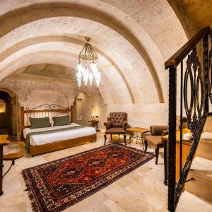 Superior King Suite