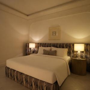 King Room with Garden View