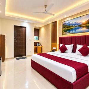 Deluxe Double Room (2 Adults + 1 Child)