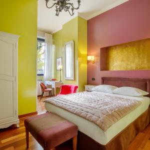 Small Double Room (1 Adult)