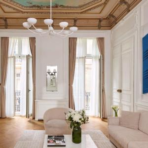 Grand Prestige Suite