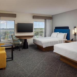 Queen Studio Suite with Two Queen Beds and Sofa Bed - Non-Smoking