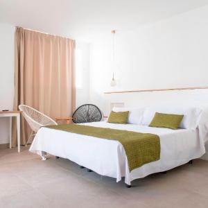 Superior Double or Twin Room with Terrace