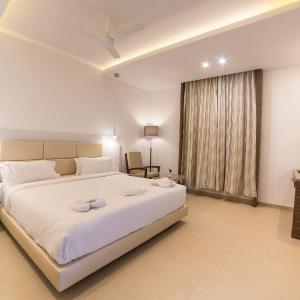 Deluxe Double Room (2 Adults + 1 Child)