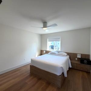 Suite with Lake View