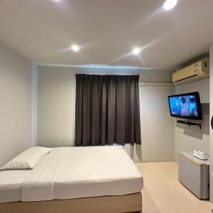 Small Single Room