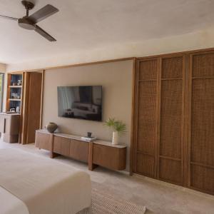 Beach Suite with Plunge Pool