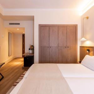 Twin Room Plus