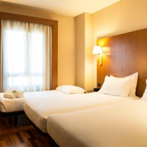 Twin Room with Extra Bed