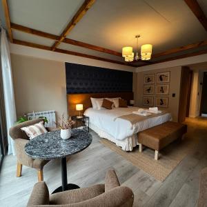 Standard Double Suite