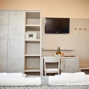 Double Room with Balcony and Sea View