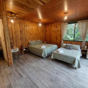 Superior Queen Room with Two Queen Beds