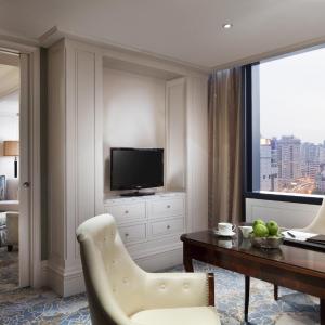 Junior Suite with Two Queen Beds