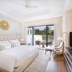 One-Bedroom Villa with Lake View and Private Pool