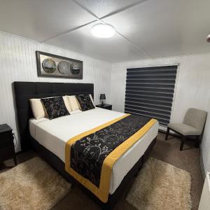 Deluxe King Suite