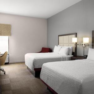 Queen Room with Two Queen Beds (4 Adults)